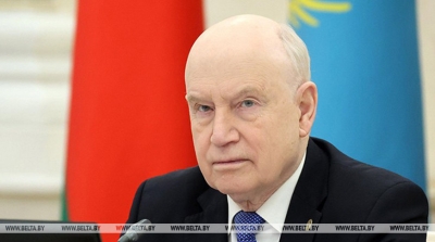 Лукашенко поздравил генсека СНГ Сергея Лебедева с днем рождения